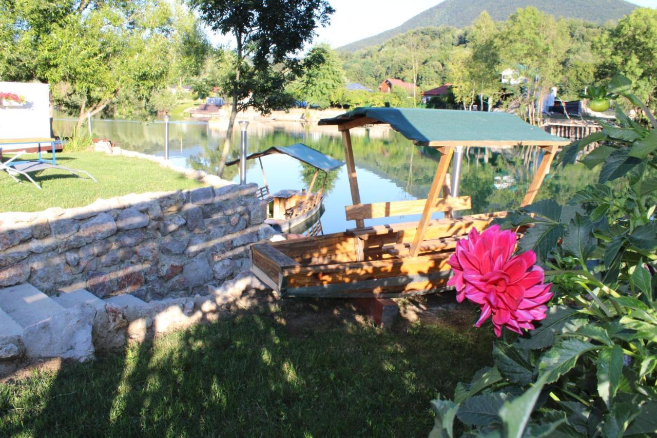 Am Una Lux House Bihać 外观 照片