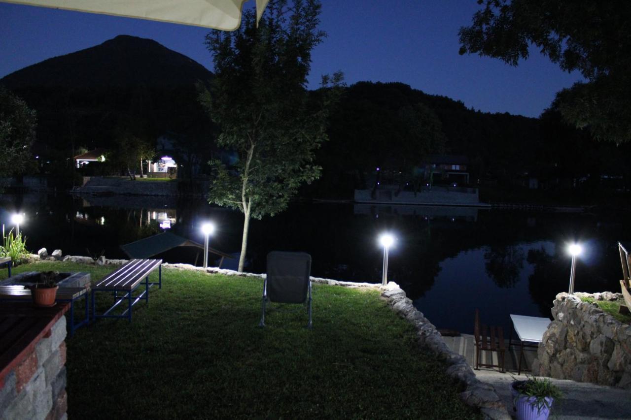 Am Una Lux House Bihać 外观 照片